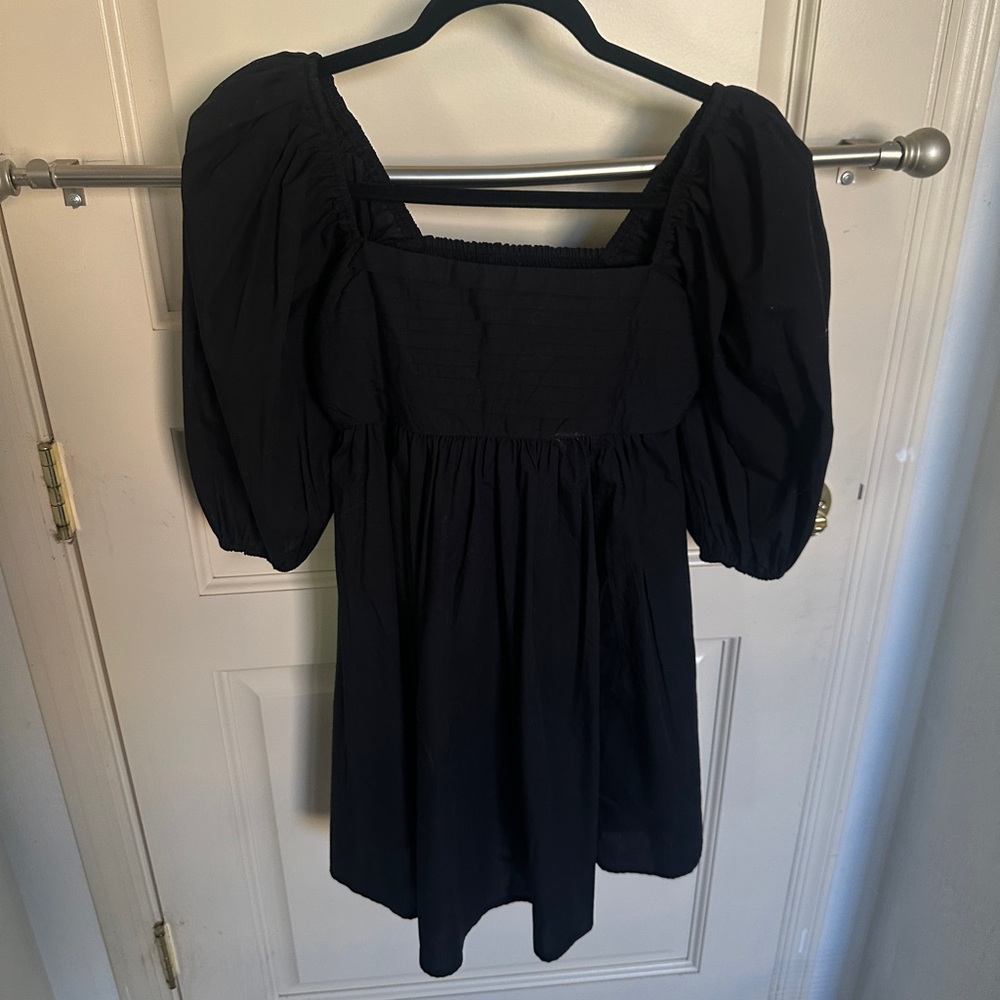Abercrombie & Fitch - Elegant Black Puff Sleeve Top Brand New!